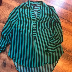 Green and black striped blouse ❤️